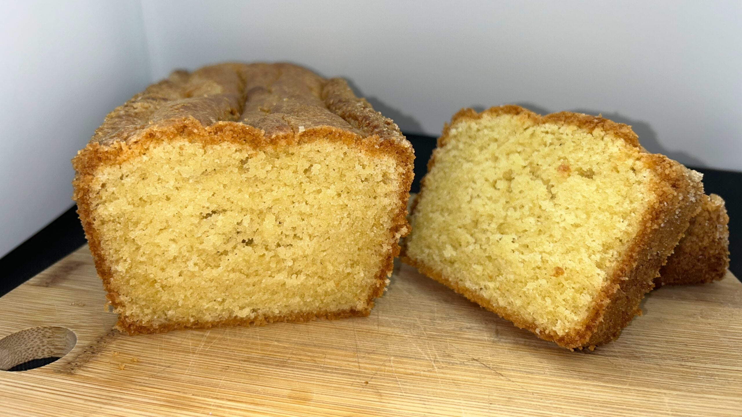 Quatre-quart vue de face